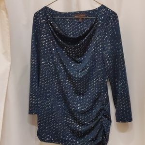 Gorgeous Top with cowl neckline 3/4 sleeves